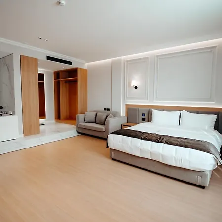 Holiday Hotel Hotel Rinas